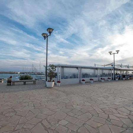 Glabur Stays! The One -1 - Elite Marina Front! Zygi Exterior photo