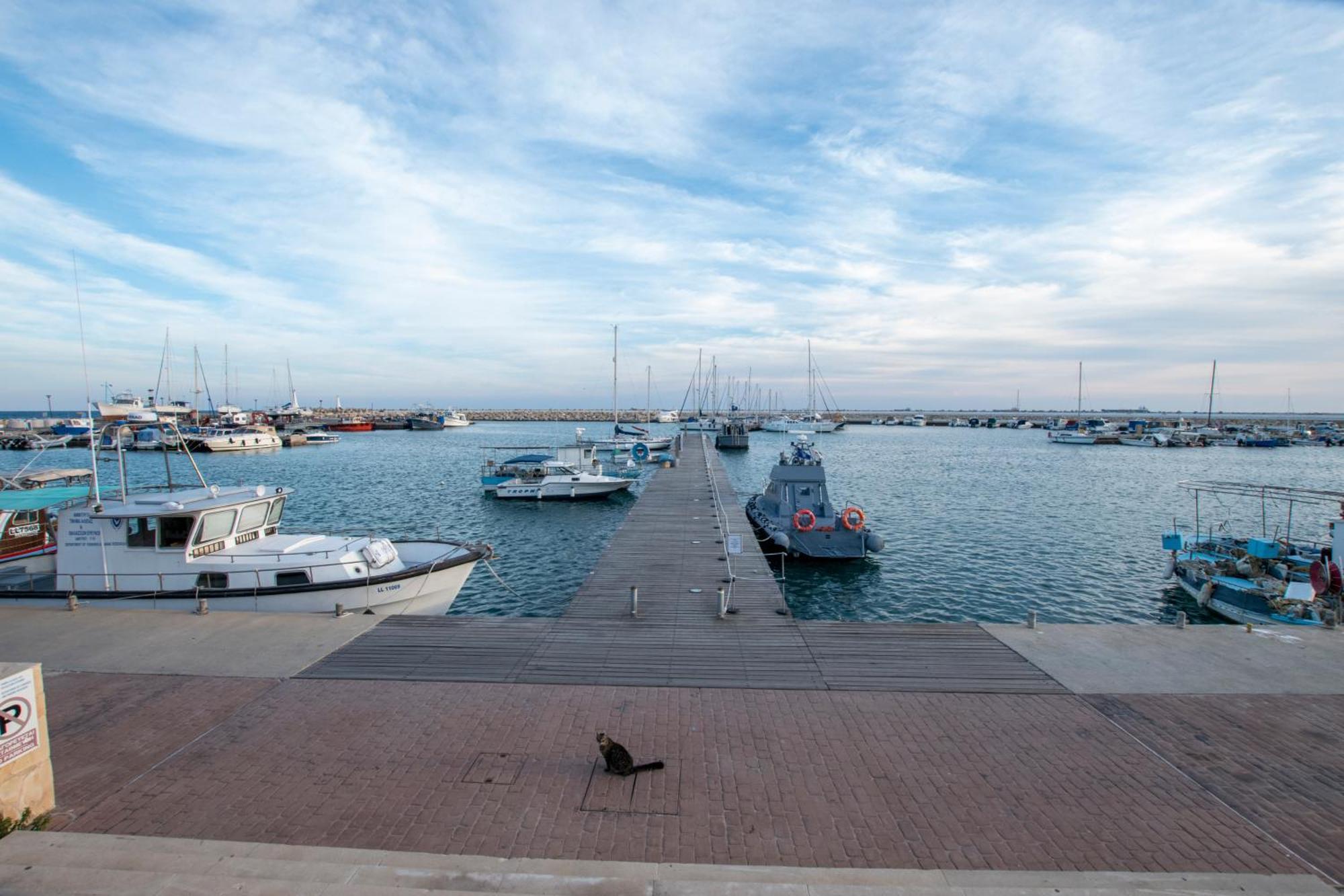 Glabur Stays! The One -1 - Elite Marina Front! Apartment Zygi